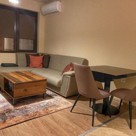 Stylish Urban Apart New 2021 Close To The Beach Varna Eksteriør bilde