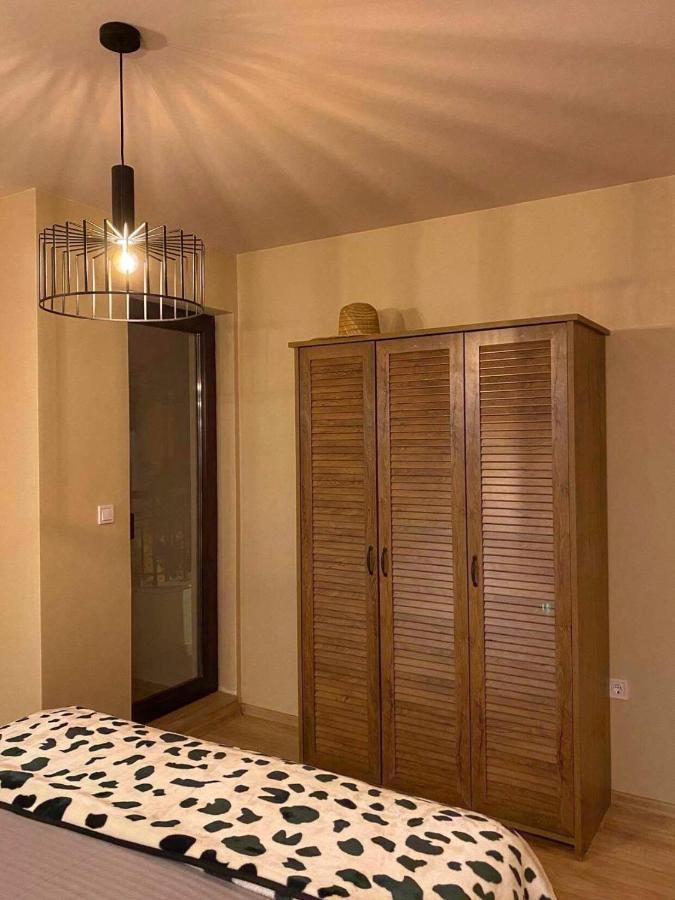 Stylish Urban Apart New 2021 Close To The Beach Varna Eksteriør bilde