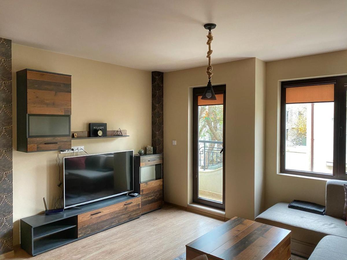 Stylish Urban Apart New 2021 Close To The Beach Varna Eksteriør bilde