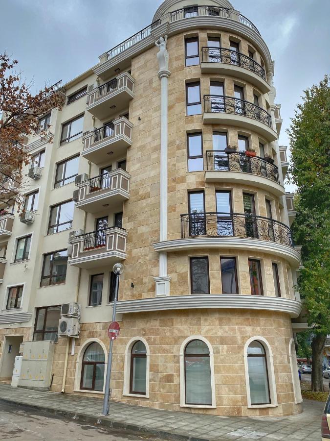 Stylish Urban Apart New 2021 Close To The Beach Varna Eksteriør bilde