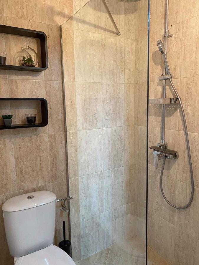 Stylish Urban Apart New 2021 Close To The Beach Varna Eksteriør bilde
